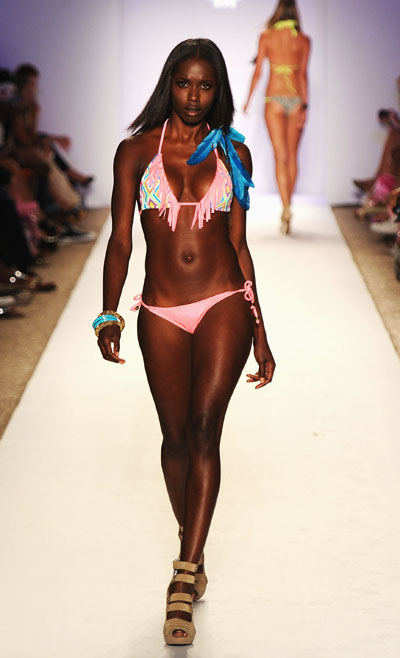 Have Faith Swimwear 2012~Ӿb(chng)DƬ