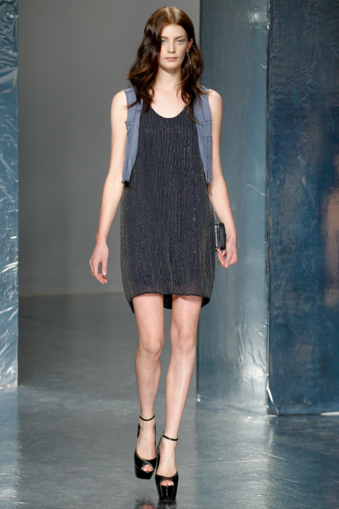 Theyskens Theory 2012DƬ