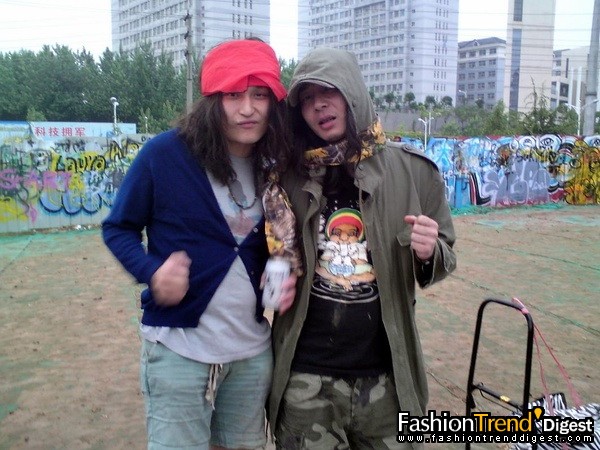 多么WS 卻正點 的兩個男淫呀。 
