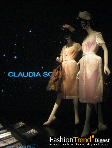 ~s󶼕^Model As Museչ