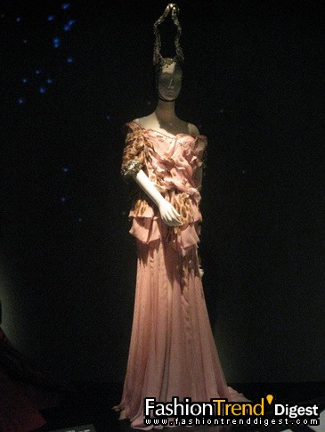~s󶼕^Model As Museչ