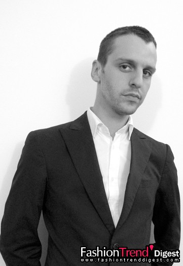 5月20日：Marios Schwab被任命為Halston的新任設計師。圖為Marios Schwab。 