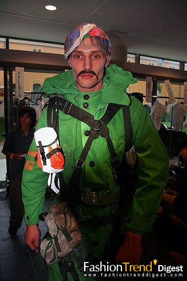 FTD-foto̽I(yng)John Galliano(chng)_(ti)(zhn)ʿ