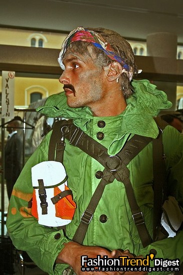 FTD-foto̽I(yng)John Galliano(chng)_(ti)(zhn)ʿ